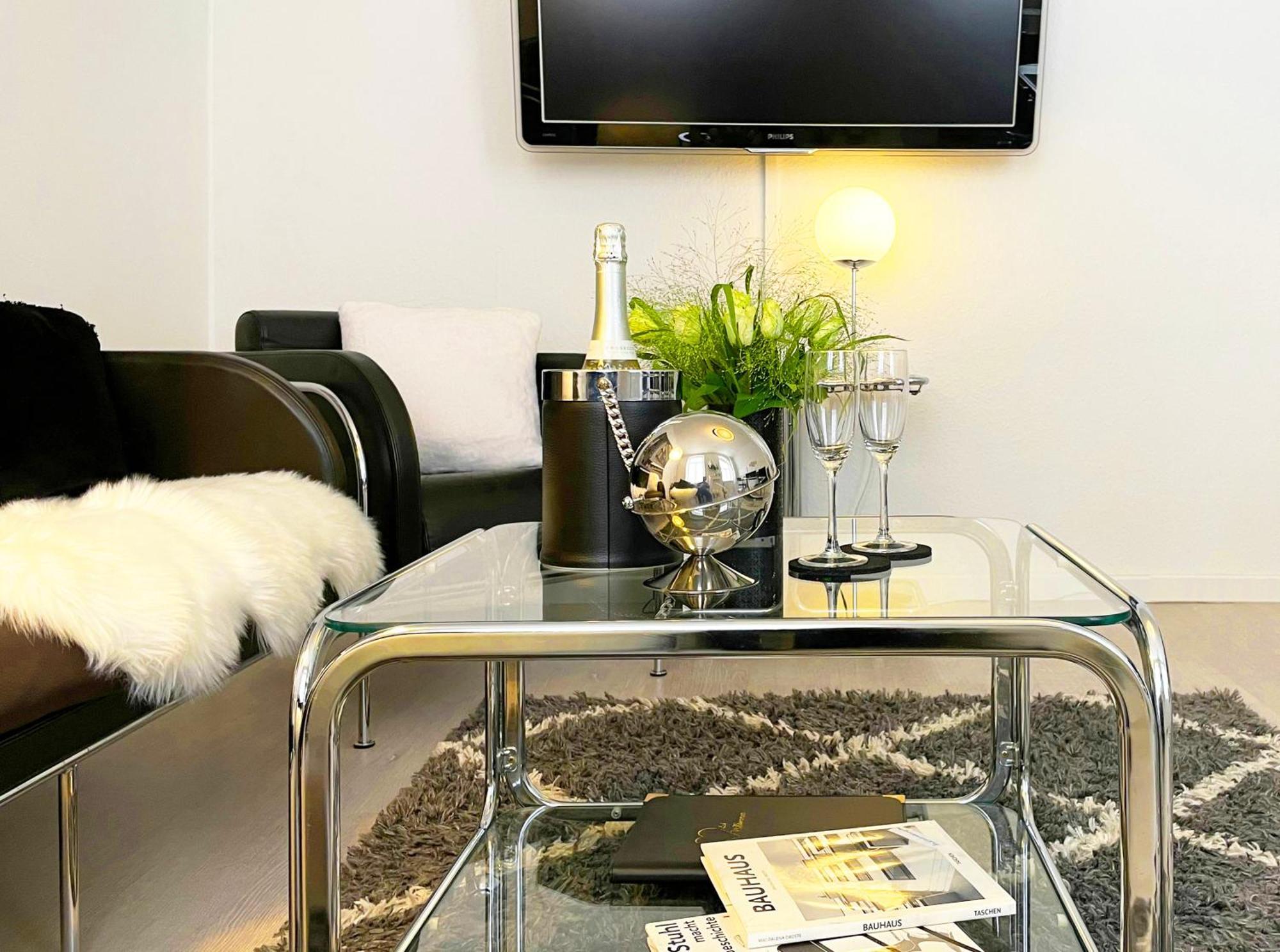 Bauhaus Design-Luxus Apartment, 20Er Jahre Stil, Garten ゲーラ エクステリア 写真